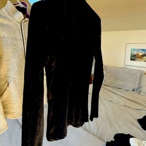 Icebreaker merino 200  quarter zip  jet black excellent condition. Hoodie